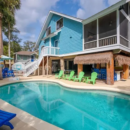 2Nd Row 5 Bed 3 And One Half Bath Pet Friendly Ocean View Beach House